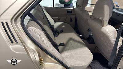 Lot 564 - 1989 VOLVO 340 GL