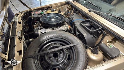 Lot 564 - 1989 VOLVO 340 GL