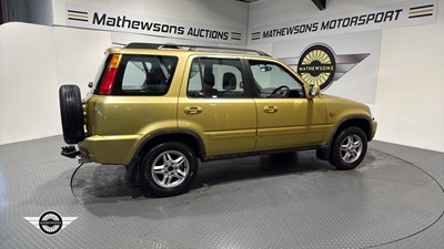 Lot 620 - 1999 HONDA CR-V ES