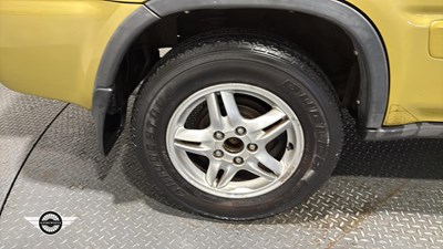 Lot 620 - 1999 HONDA CR-V ES