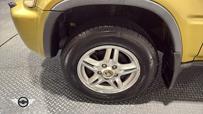 Lot 620 - 1999 HONDA CR-V ES