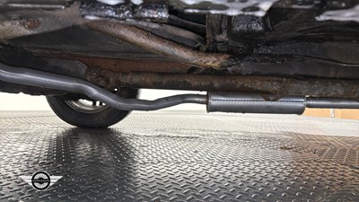 Lot 620 - 1999 HONDA CR-V ES