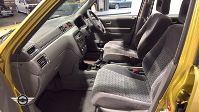 Lot 620 - 1999 HONDA CR-V ES
