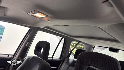 Lot 620 - 1999 HONDA CR-V ES