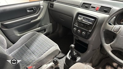 Lot 620 - 1999 HONDA CR-V ES
