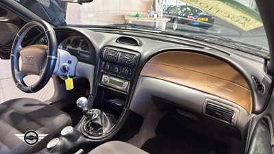 Lot 155 - 1996 FORD