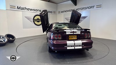 Lot 155 - 1996 FORD