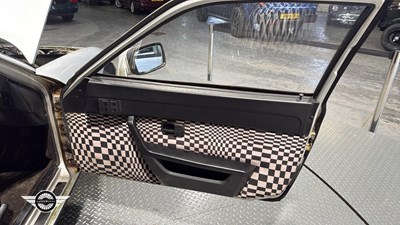Lot 68 - 1980 PORSCHE 924
