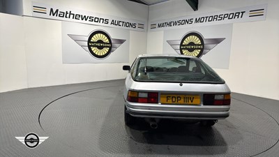 Lot 68 - 1980 PORSCHE 924