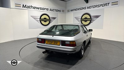 Lot 68 - 1980 PORSCHE 924