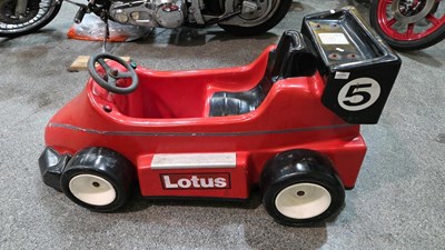 Lot 377 - CHILDS LOTUS CAR RIDE