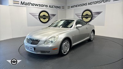 Lot 800 - 2004 LEXUS SC430 AUTO