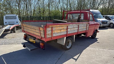Lot 50 - 1976 FORD