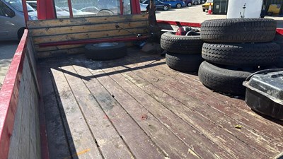 Lot 50 - 1976 FORD
