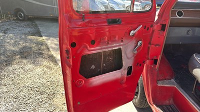 Lot 50 - 1976 FORD