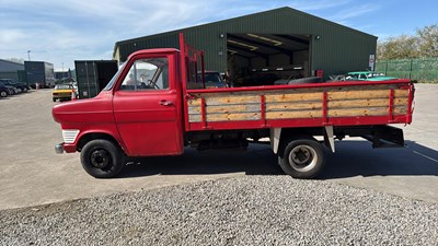 Lot 50 - 1976 FORD