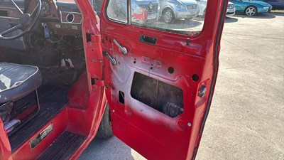 Lot 50 - 1976 FORD