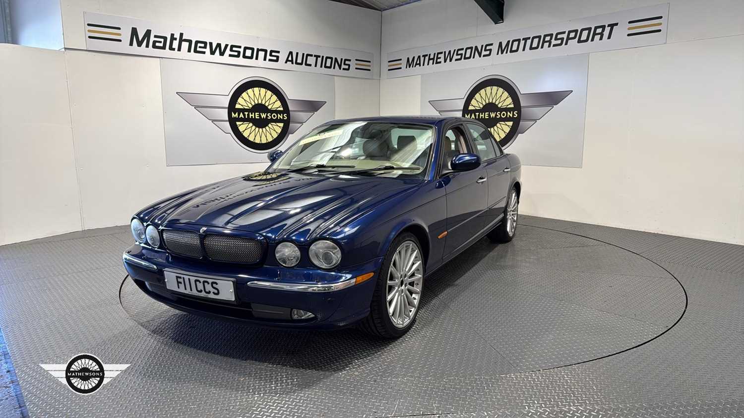 Lot 502 - 2004 JAGUAR XJR V8 S/C AUTO