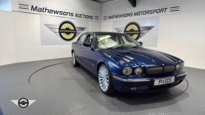 Lot 502 - 2004 JAGUAR XJR V8 S/C AUTO