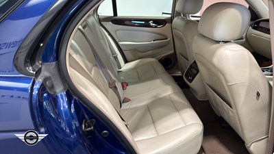 Lot 502 - 2004 JAGUAR XJR V8 S/C AUTO