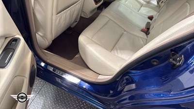 Lot 502 - 2004 JAGUAR XJR V8 S/C AUTO