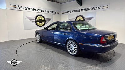 Lot 502 - 2004 JAGUAR XJR V8 S/C AUTO
