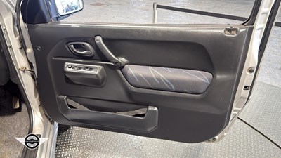 Lot 424 - 2003 SUZUKI JIMNY JLX