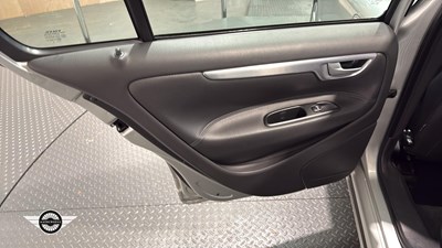Lot 662 - 2005 VOLVO S60 D5 SE