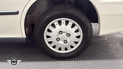 Lot 672 - 1995 ROVER 620 SI AUTO