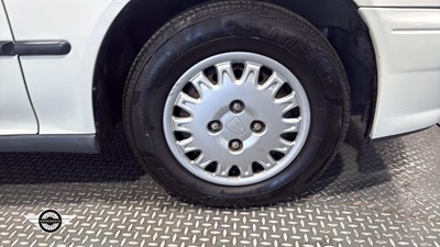 Lot 672 - 1995 ROVER 620 SI AUTO