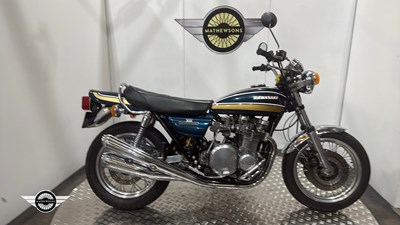 Lot 890 - 1976 KAWASAKI