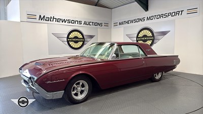 Lot 358 - 1961 FORD THUNDERBIRD COUPE