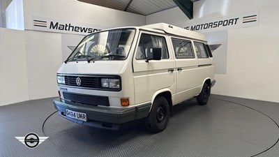 Lot 587 - 1990 VOLKSWAGEN TRANSPORTER 78