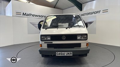 Lot 587 - 1990 VOLKSWAGEN TRANSPORTER 78