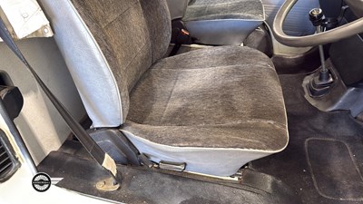 Lot 587 - 1990 VOLKSWAGEN TRANSPORTER 78
