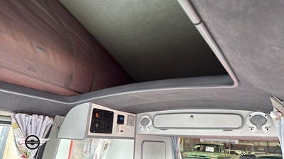Lot 587 - 1990 VOLKSWAGEN TRANSPORTER 78