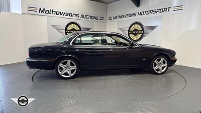 Lot 760 - 2006 JAGUAR XJ EXECUTIVE TDVI AUTO