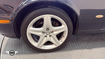 Lot 760 - 2006 JAGUAR XJ EXECUTIVE TDVI AUTO