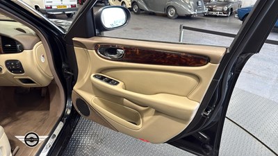 Lot 760 - 2006 JAGUAR XJ EXECUTIVE TDVI AUTO