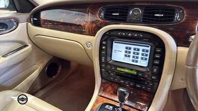 Lot 760 - 2006 JAGUAR XJ EXECUTIVE TDVI AUTO
