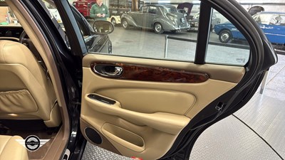 Lot 760 - 2006 JAGUAR XJ EXECUTIVE TDVI AUTO