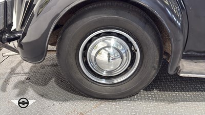 Lot 846 - 1950 FORD V8 PILOT