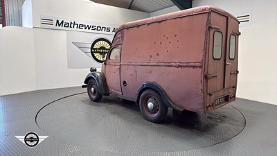 Lot 874 - 1952 FORDSON LIGHT VAN