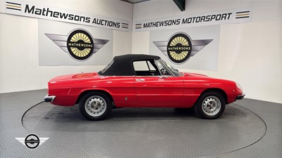 Lot 899 - 1978 ALFA ROMEO 2000 SPIDER VELOCE