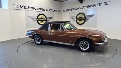 Lot 724 - 1977 TRIUMPH STAG AUTO