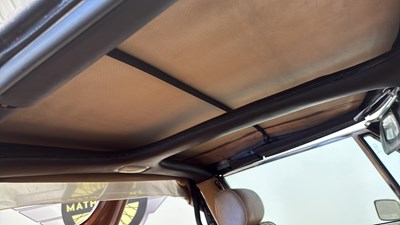 Lot 724 - 1977 TRIUMPH STAG AUTO