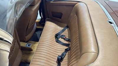 Lot 724 - 1977 TRIUMPH STAG AUTO
