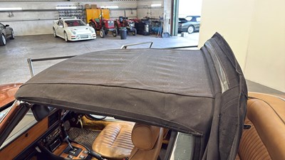 Lot 724 - 1977 TRIUMPH STAG AUTO