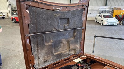 Lot 724 - 1977 TRIUMPH STAG AUTO