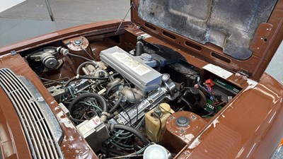 Lot 724 - 1977 TRIUMPH STAG AUTO